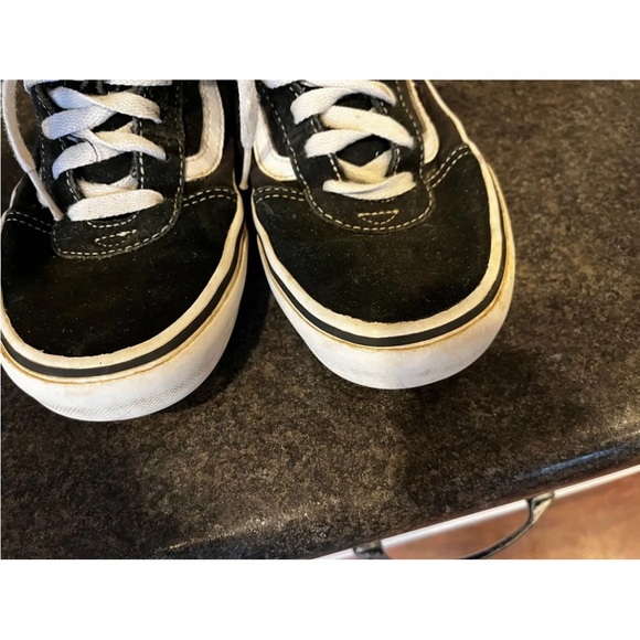 Vans youth 5.5 woman’s 7.5 high top sneakers - Picture 4 of 4